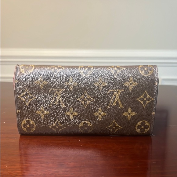 Louis Vuitton Monogram Brown Emelie Wallet - Picture 2 of 12